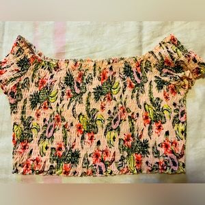 Crop top